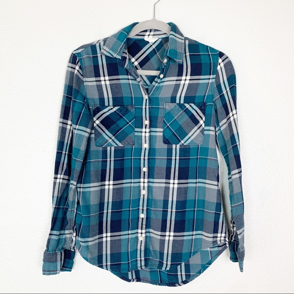 Aeropostale | Blue Plaid Flannel Button Up Top